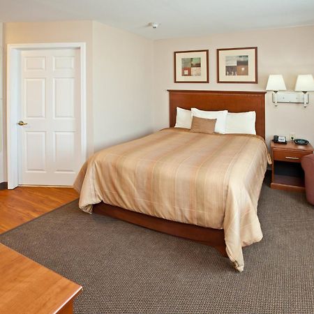 Candlewood Suites Louisville North By Ihg Clarksville  Eksteriør bilde